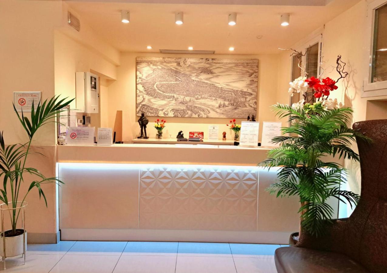 Hotel Laguna Residence Μαργκέρα Εξωτερικό φωτογραφία