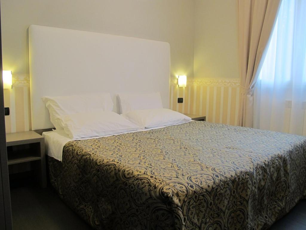 Hotel Laguna Residence Μαργκέρα Δωμάτιο φωτογραφία